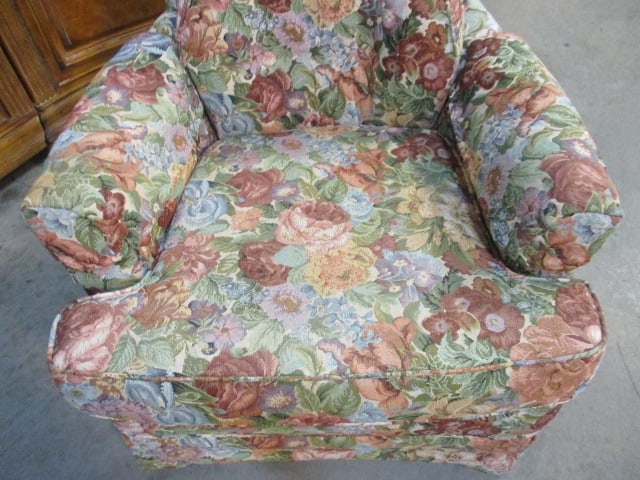 Vintage Button Tufted Jacquard Tapestry Upholstered Club Chair - 2
