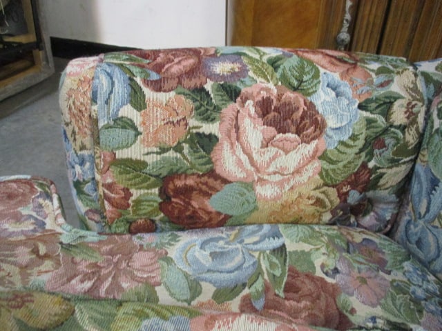 Vintage Button Tufted Jacquard Tapestry Upholstered Club Chair - 4