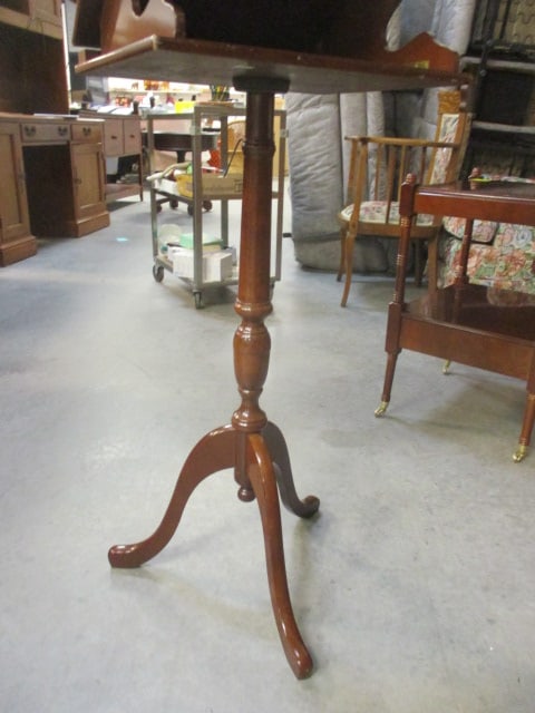 Bombay Mahogany Bible/Book Library Podium Stand - 4