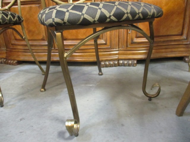 Pair of Golden Goose Spider-Back French Regency Style Metal Side Chairs with Black/Gold - 7