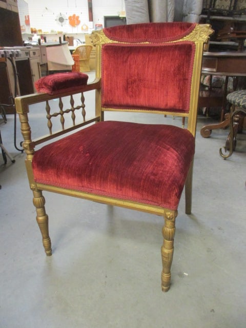 Vintage Victorian Style Gentleman's Library/Parlor Chair: 20"w, Red velour upholstery with classical carved lion head back rail, Local Pickup Only