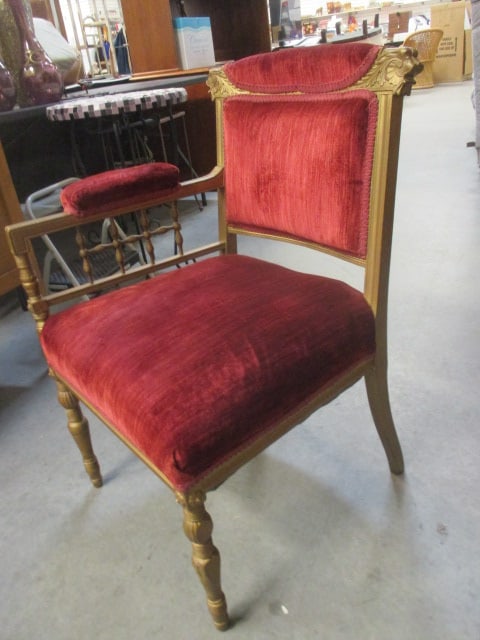 Vintage Victorian Style Gentleman's Library/Parlor Chair - 4