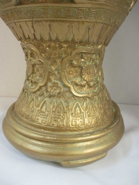 Large Gilt Chinoiserie Scene in Relief Chalkware Vase - 2
