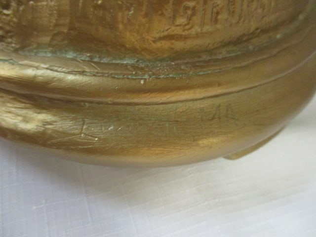Large Gilt Chinoiserie Scene in Relief Chalkware Vase - 7