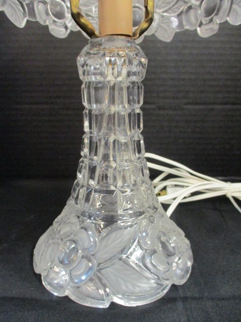 Crystal Vanity/Desk Lamp with Frosted Flower Border - 2