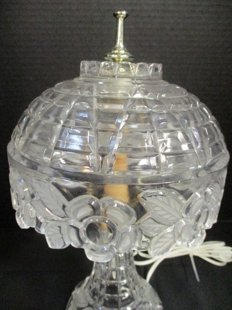 Crystal Vanity/Desk Lamp with Frosted Flower Border - 3