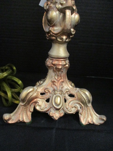Victorian Style Copper Finish Cast Metal Boudoir Lamp. - 2