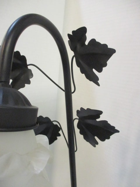 Sculpted Figural Table Lamp featuring a Craftsman Working at Bench - 5
