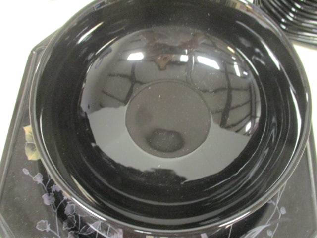 62 Pieces of Mikasa Color Trend "Ebony Meadow" Dinner Ware - 3