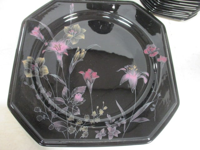 62 Pieces of Mikasa Color Trend "Ebony Meadow" Dinner Ware - 4