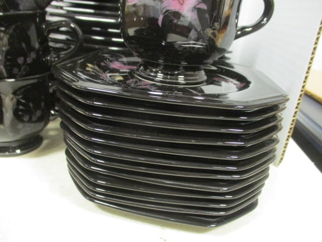 62 Pieces of Mikasa Color Trend "Ebony Meadow" Dinner Ware - 5