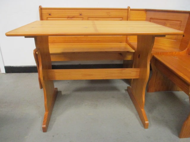 Pine Banquet Set - 7