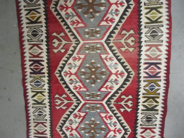 Handwoven Kilim Style Accent Area Rug - 3