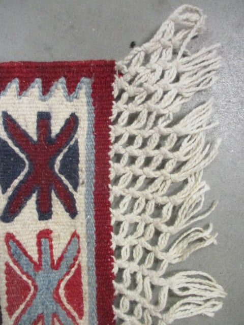Handwoven Kilim Style Accent Area Rug - 7