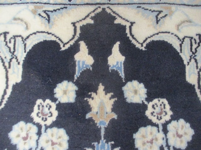 Ivory Border Navy Center Medallion Floral Design Wool Accent Rug - 7