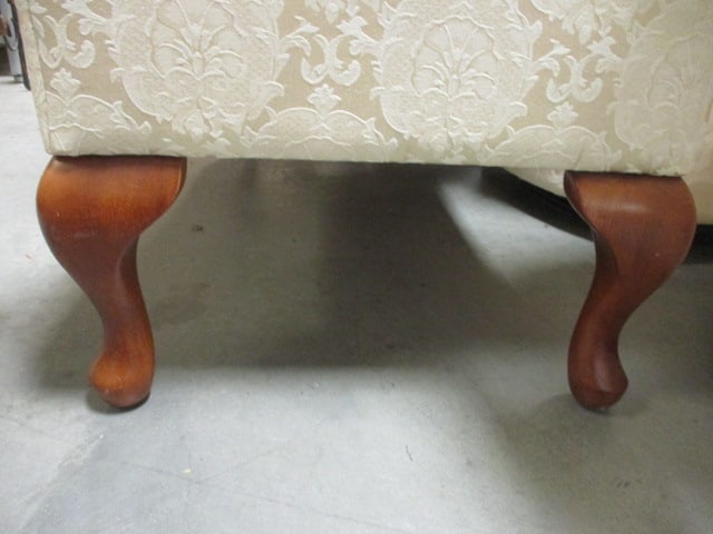 K/D Furniture Rolled Arm Storage Bench - 4