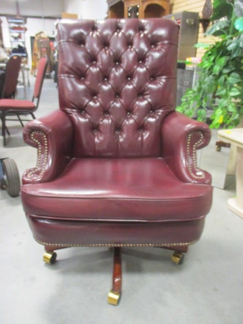 Fairfield Leather Executive Office Chair with Nail Head Accents (1 of 8)