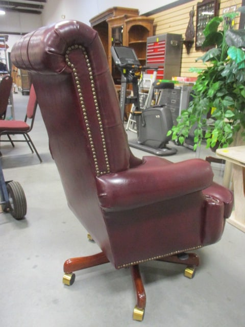 Fairfield Leather Executive Office Chair with Nail Head Accents - 3