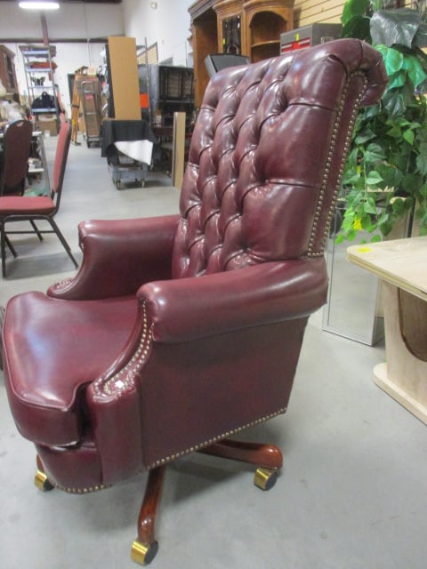 Fairfield Leather Executive Office Chair with Nail Head Accents - 5
