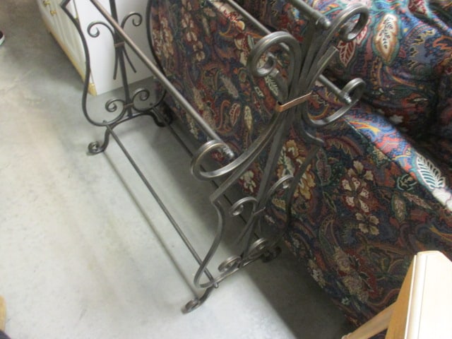 Wrought Metal Quilt/Towel Rack - 2