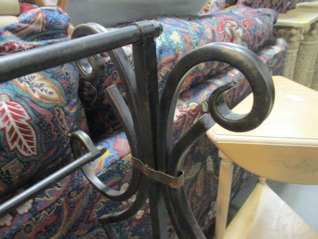 Wrought Metal Quilt/Towel Rack - 4