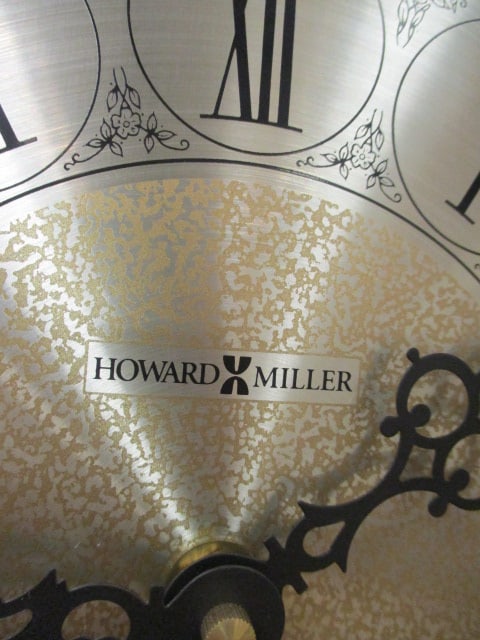 Howard Miller "Tempus Fugit" Quartz Display/Curio Case Floor Clock - 5