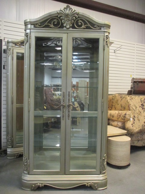Thomasville Furniture Bellasera Collection Illuminated Display Cabinet: 42 1/4" x 18" x 88", four adjustable plate groove shelves, mirrored back, beveled glass doors and sides, Local Pickup Only