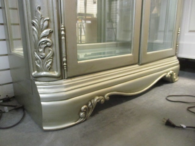 Thomasville Furniture Bellasera Collection Illuminated Display Cabinet - 3