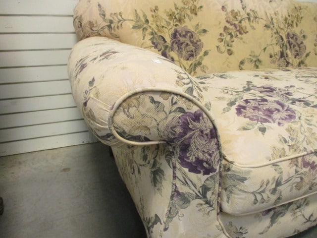Rowe Furniture Rolled Arm Upholstered Sofa with 3 Accent Pillows - 5