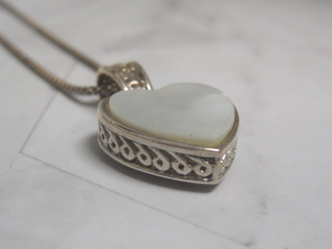 20" Sterling Silver Necklace with Mother of Pearl Heart Pendant - 2