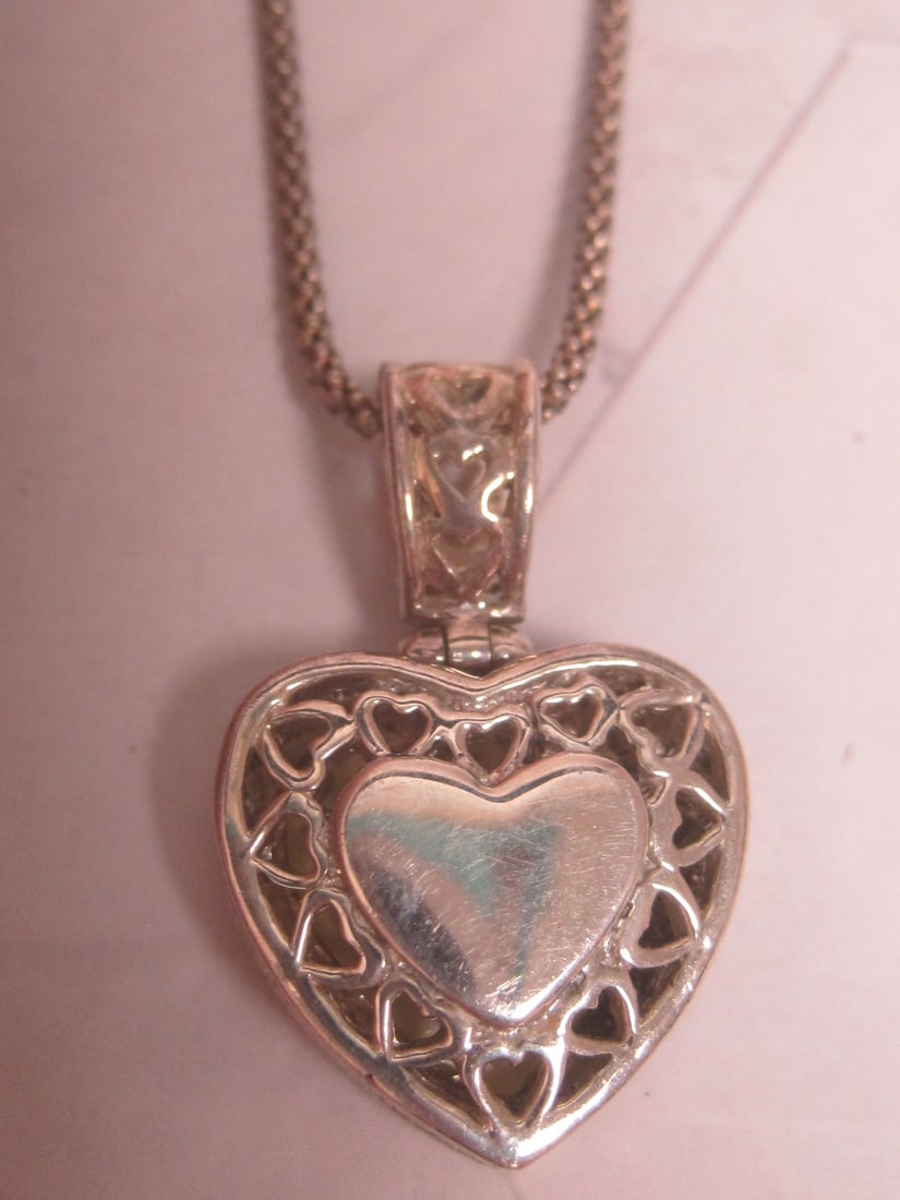 20" Sterling Silver Necklace with Mother of Pearl Heart Pendant - 4