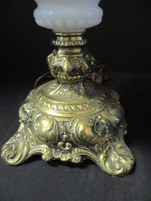 Gone With The Wind Style Parlor Lamp - 2