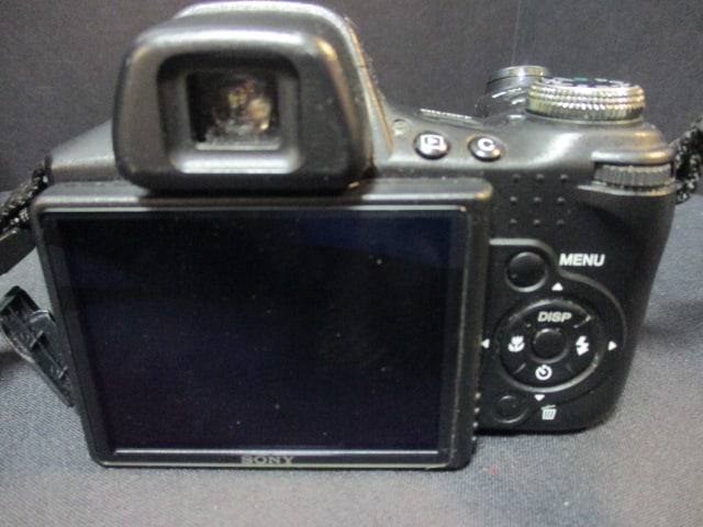 Sony Cyber-Shot DSC-HX1 Camera, Sony Cyber-Shot Super Steady Sot DSC-W80 - 4