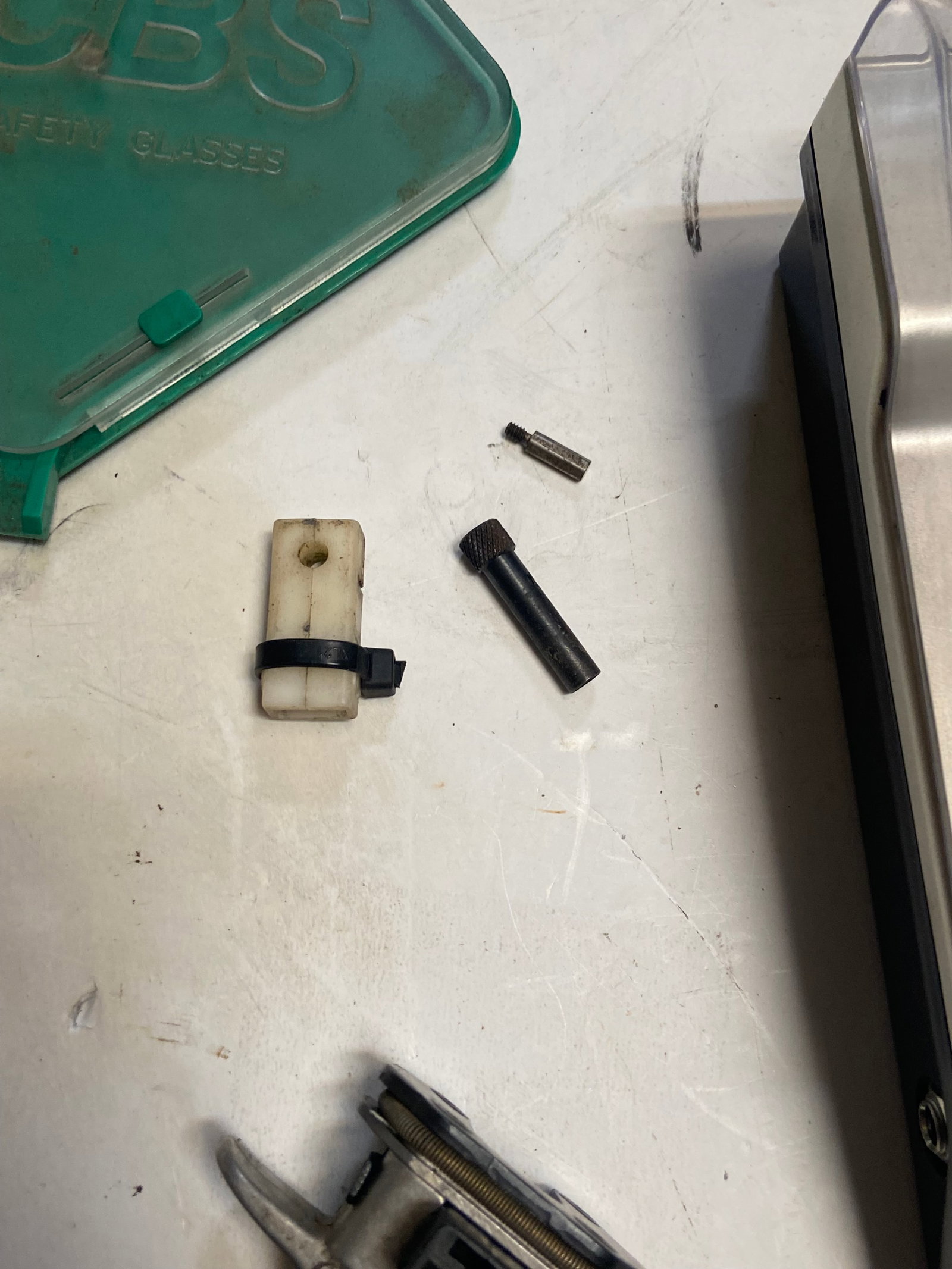 Lyman Digital Powder Scale and Other Various Parts - 3