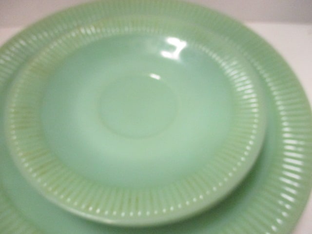 10 Vintage Fire King Jadeite Plates and Saucers - 2