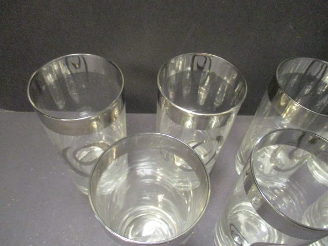 Set of 7 Mid Century Modern Dorothy Thorpe Silver Rim "O" Monogram Glasses - 2