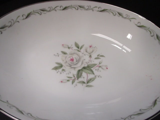 Vintage Diamond China "Romance" Oval Serving Bowl and Small Oval Platter - 2
