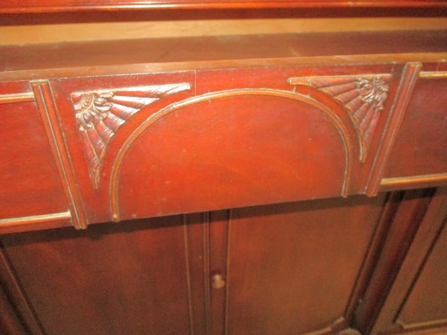 Vintage Mahogany 2-Drawer, 4-Door Buffet - 7