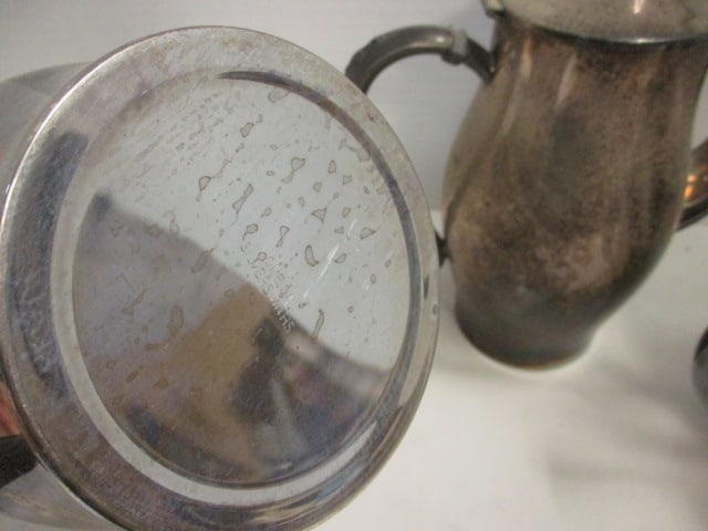 3 Vintage Silverplated Tea and Coffee Pots - 5