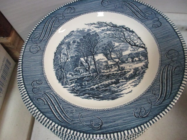 37 Pieces of Vintage Royal China Currier & Ives Blue and White Porcelain China - 2