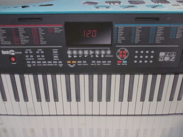 Rock Jam RJ640 61 Key Music Keyboard with LED Screen in Original Box - 4