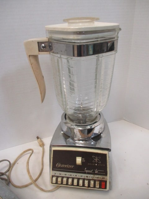 Vintage Osterizer Imperial Ten Blender and Dormeyer Hand-Held Mixer - 3