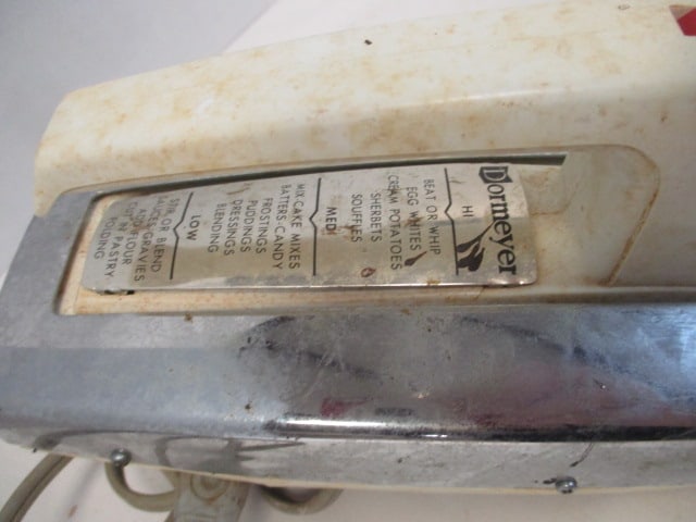 Vintage Osterizer Imperial Ten Blender and Dormeyer Hand-Held Mixer - 7