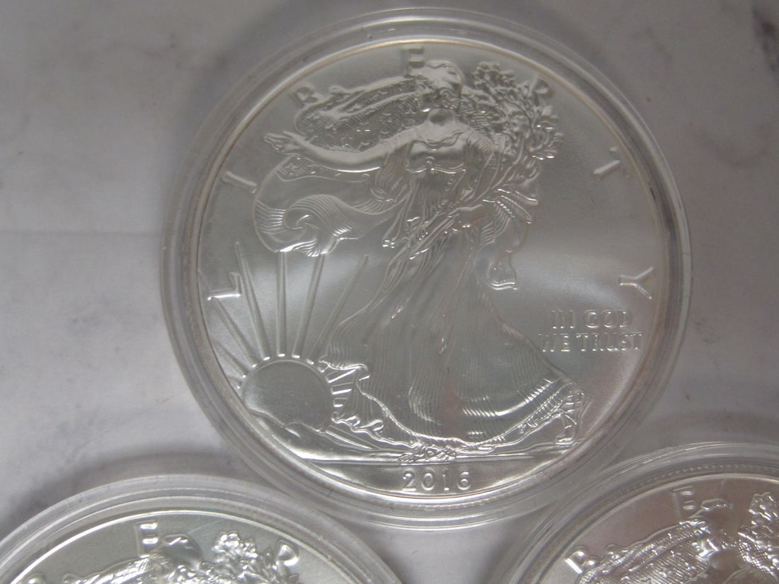 Lot of 5 2016 UNC. American Eagle One Ounce Fine Silver Dollars - 2