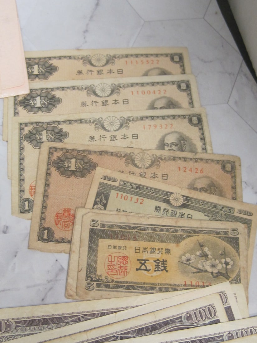 Lot of Antique Japanese Currency, etc. - 7