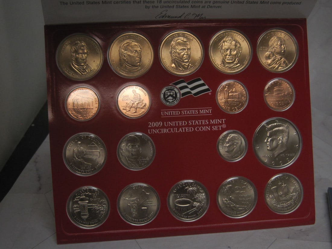 2009 US Mint UNC. Coin Set - 3