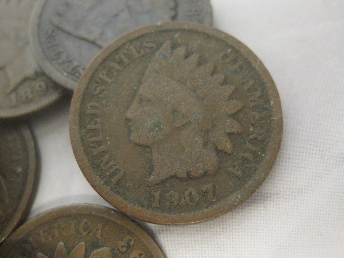 Lot of 40 Indian Head Pennies - 2