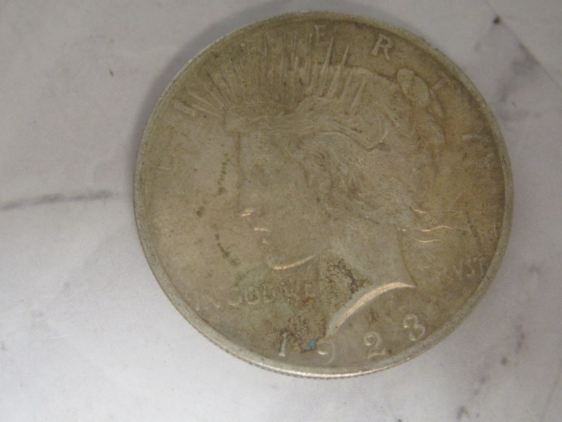 1923 Peace Silver Dollar: .