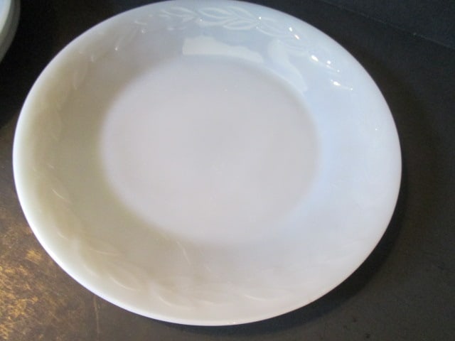 Four Midcentury Fire King Grey Lustre Laurel Leaf Plates - 3