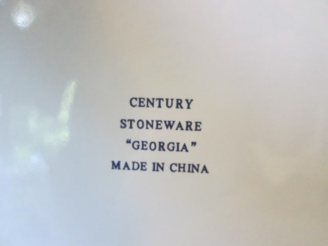 Six Century "Georgia" Stoneware Plates - 5